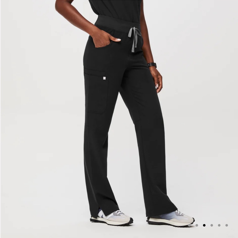 Black figs scrub pants